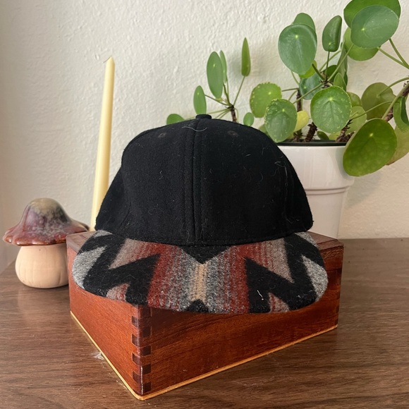 Pendleton wool hat - Picture 1 of 7